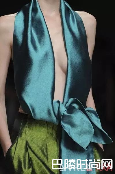 缎面元素的搭配_那一波莹润的光泽，是属于女人的质感