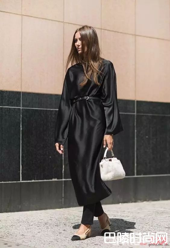 纯白色包包推荐_今年流行的包包，不止实用那么简单