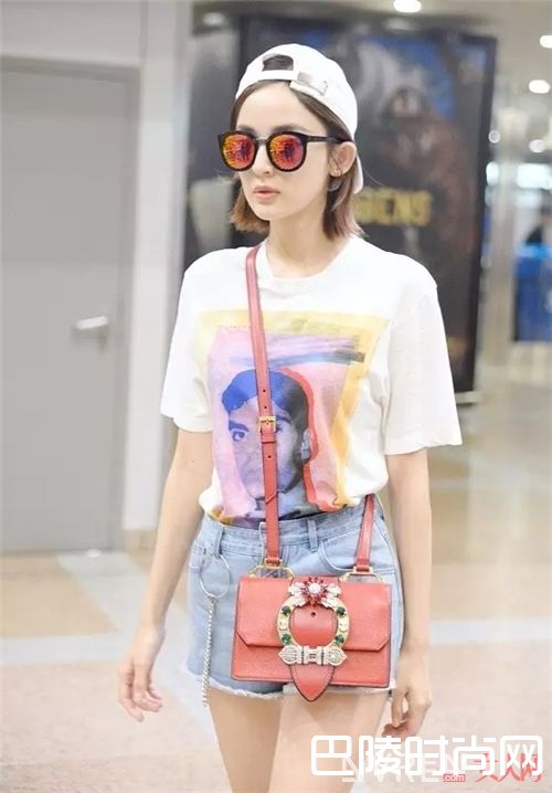 五分袖T恤如何搭配？_姑娘 你需要一件长短袖来遮住你手臂的肉肉