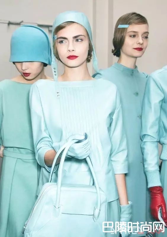 少女情怀元素_这些减龄穿搭 让你看起来又潮又年轻