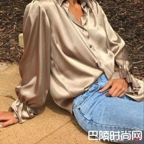 缎面衬衣搭配_那一波莹润的光泽，是属于女人的质感