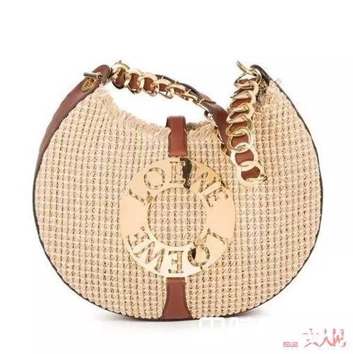 LOEWE包包推荐_不只是衣服 让你的包包也跟上夏天的步伐吧！