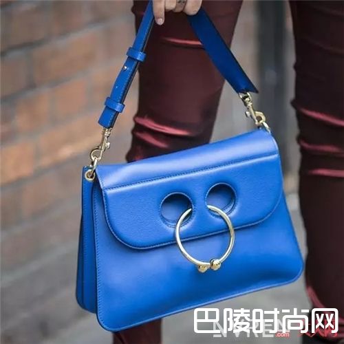 J.W. Anderson包包推荐_不只是衣服 让你的包包也跟上夏天的步伐吧！