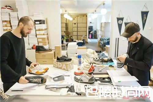 Spalwart球鞋介绍_时髦的小众球鞋 不仅舒服好看关键不撞鞋！