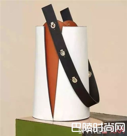 DANSE LENTE包包推荐_不只是衣服 让你的包包也跟上夏天的步伐吧!