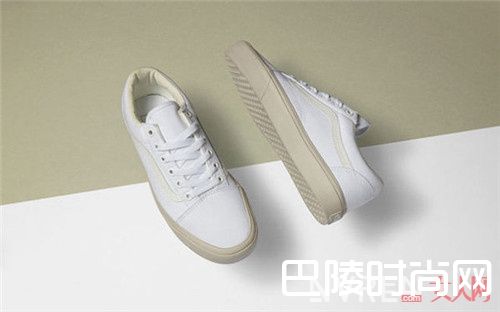 Vans小白鞋穿搭_嫩色的Vans小白鞋 这个夏季很轻