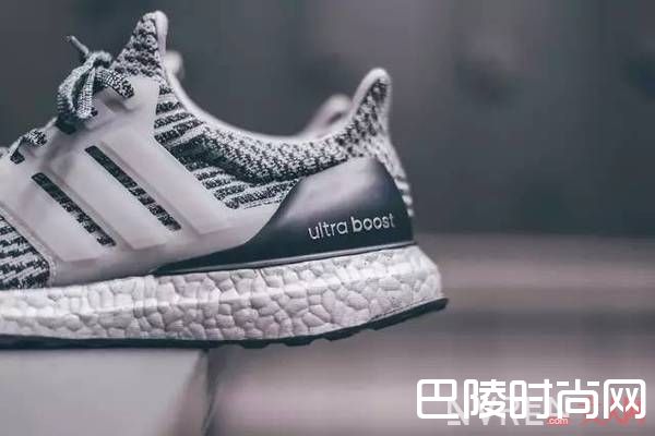 adidas UltraBOOST 3.0「Silver Pack」配色_2017年销售额前十的十双鞋子 你还不打算入手一双吗