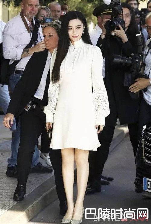 经典白介绍_今夏最时髦百搭的4款流行色 赶紧get吧