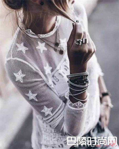 星星衣服好看吗_我能想到最浪漫的事 就是把天上的星星都摘给你