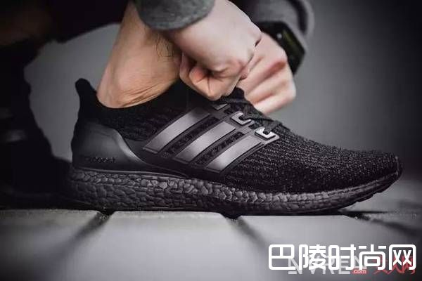 adidas Ultra BOOST 3.0「Triple Black」配色_2017年销售额前十的十双鞋子 你还不打算入手一双吗