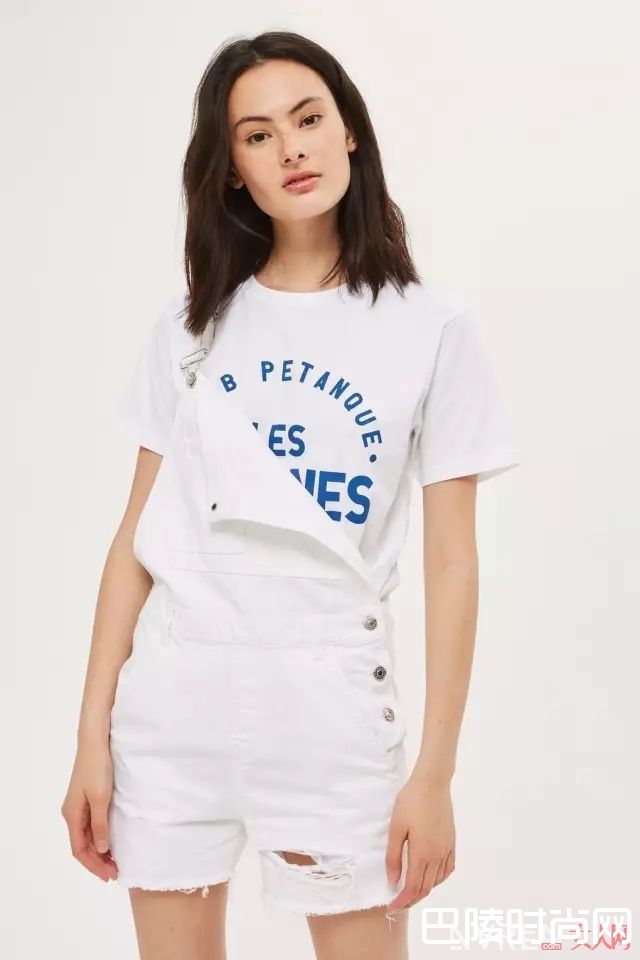 个子矮适合什么连体裤_最适合懒人的时髦，连体裤怎么穿既遮肉又显腿长？