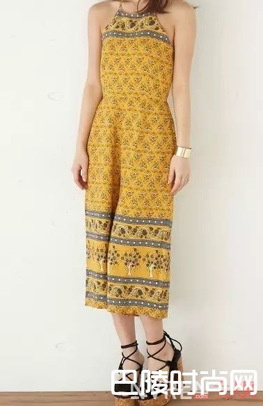 腿粗适合什么连体裤_最适合懒人的时髦，连体裤怎么穿既遮肉又显腿长？