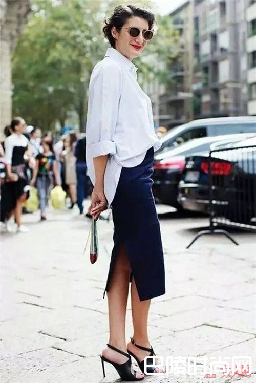 不规则半裙怎么搭配_今年夏天这三条裙子让你暴瘦10斤 