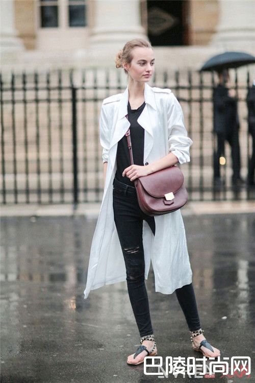 夹脚凉鞋介绍_平底鞋控福音!今年又美又漂亮的时髦款都在这