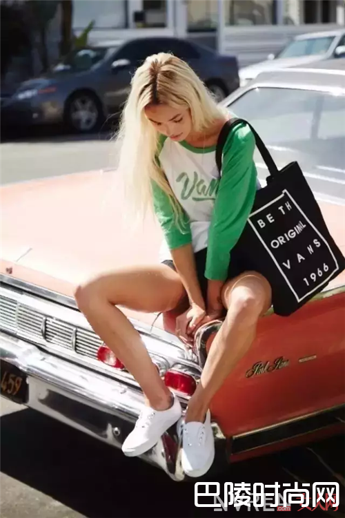 绿色上衣搭配_千篇一律不如来点绿 点缀夏日成为骄阳