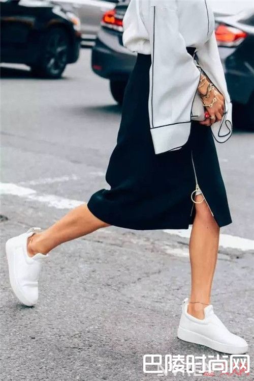 不规则半裙怎么搭配_今年夏天这三条裙子让你暴瘦10斤 