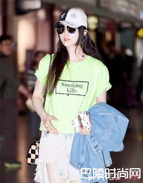 少女色系_还在让人叫阿姨？那是因为你穿得老气