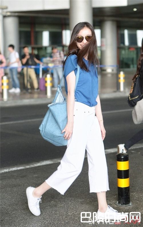 简单清爽减龄_还在让人叫阿姨？那是因为你穿得老气