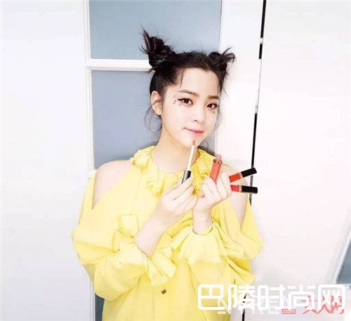 少女色系_还在让人叫阿姨？那是因为你穿得老气