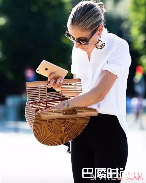 Cult Gaia Ark Bag竹编包_2017年夏日手袋的流行趋势 这些it bag值得入手