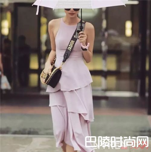 Dior J'ADIOR系列手袋_2017年夏日手袋的流行趋势 这些it bag值得入手