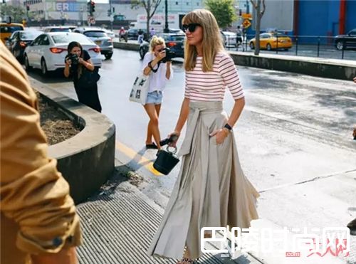 Bonsai Bucket Bag精灵水桶包_2017年夏日手袋的流行趋势 这些it bag值得入手