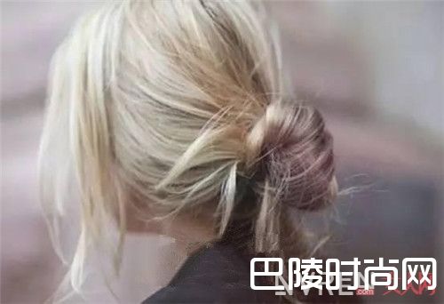 什么叫香蕉丸子头_时装潮人都爱的香蕉丸子头 你知道怎么绑潮流吗？