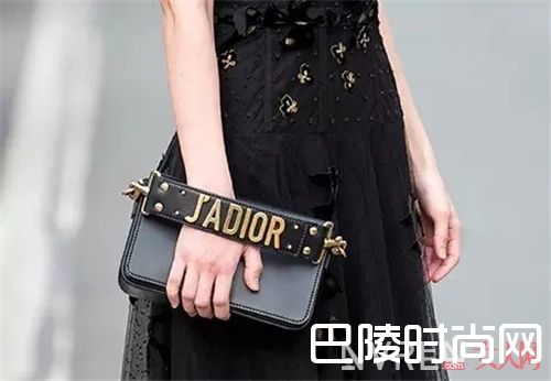 Dior J'ADIOR系列手袋_2017年夏日手袋的流行趋势 这些it bag值得入手
