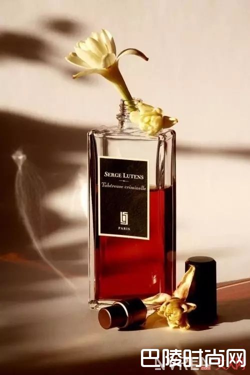 Serge Lutens 香水介绍_喷上这些与众不同的小众香水 做独一无二的自己