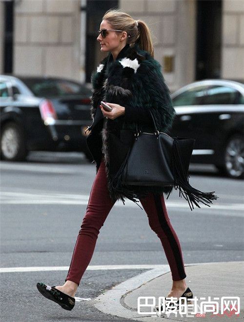 刺绣平底鞋怎么搭配时髦潮流_今夏平底鞋流行清单:六款新潮平底鞋随意搭出潮流美女范