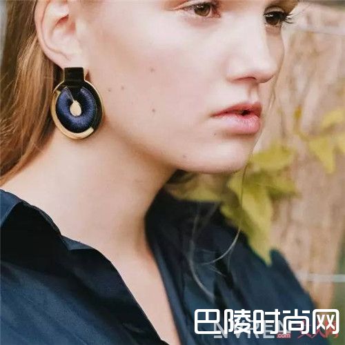 Anne Manns是什么_看完这些耳环 打耳洞的痛算什么