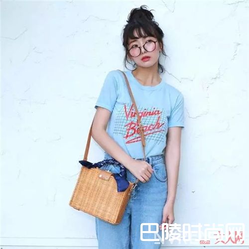 藤草包如何搭配？_这个夏天最IN的实用单品 美的人已经入手了