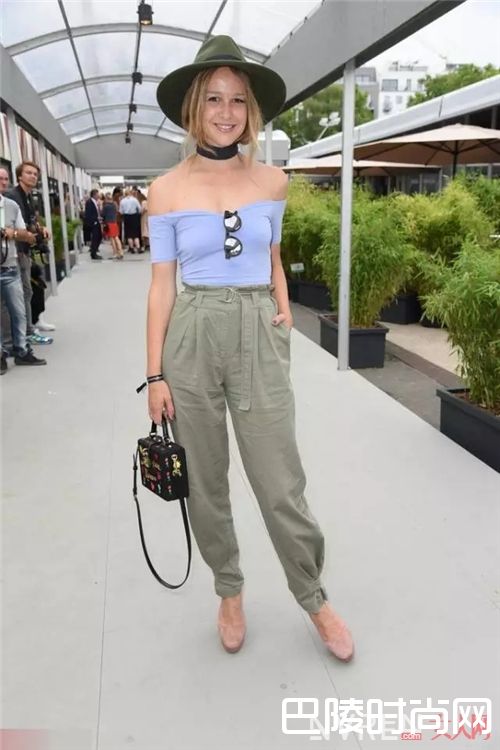 宽檐帽如何搭配？_这个夏天最IN的实用单品 美的人已经入手了