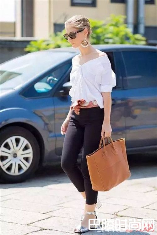 衬衫怎么露肩_纳尼？随时转换风格一件衬衫就可以了？