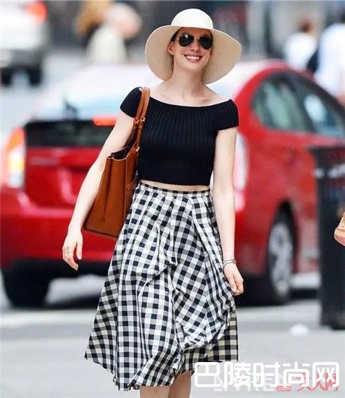 宽檐帽如何搭配？_这个夏天最IN的实用单品 美的人已经入手了