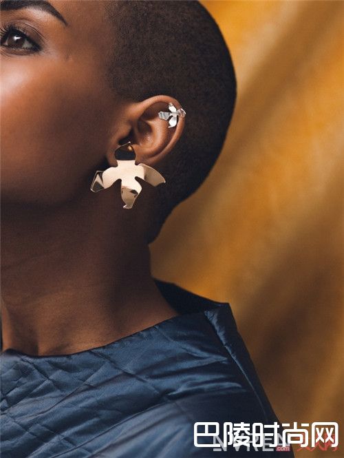 Faris是什么_看完这些耳环 打耳洞的痛算什么
