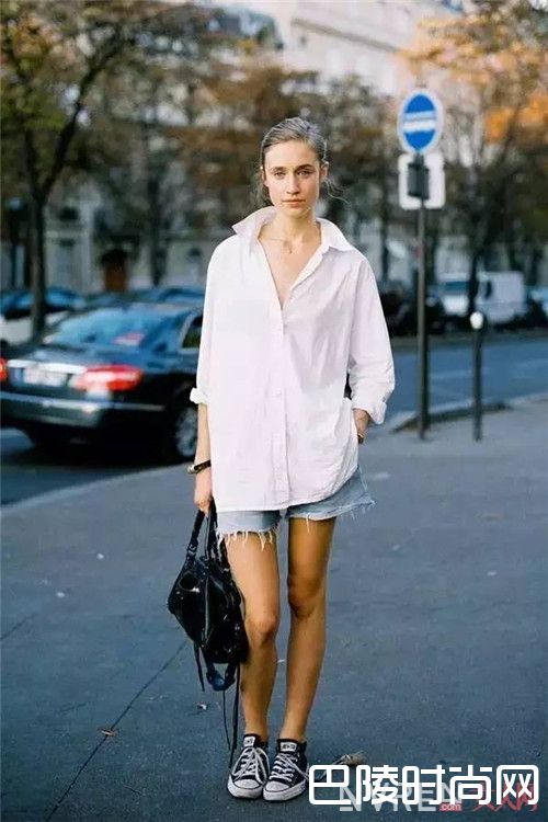 经典款白衬衫介绍_纳尼？随时转换风格一件衬衫就可以了？