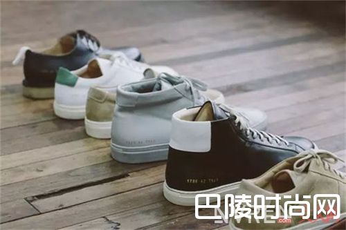 Common Projects 品牌介绍_夏天这么热 来几双“性冷淡”的鞋子降降温！