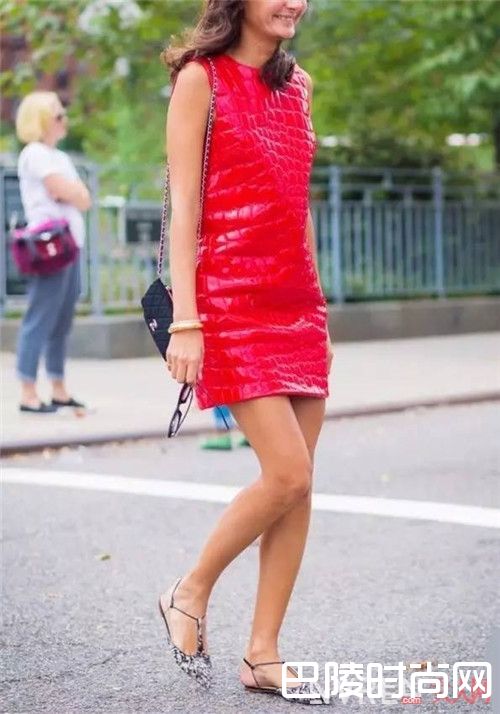 简单平底鞋介绍_选平底鞋的技巧 你都会了吗