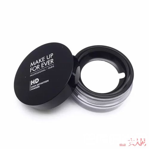 张一山用什么化妆品？_扒一扒 这些男星用的化妆品让你自叹不如！