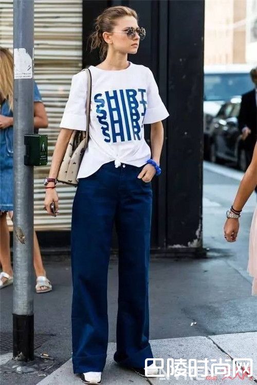 蓝色+蓝色介绍_这个夏天的时髦从配色开始