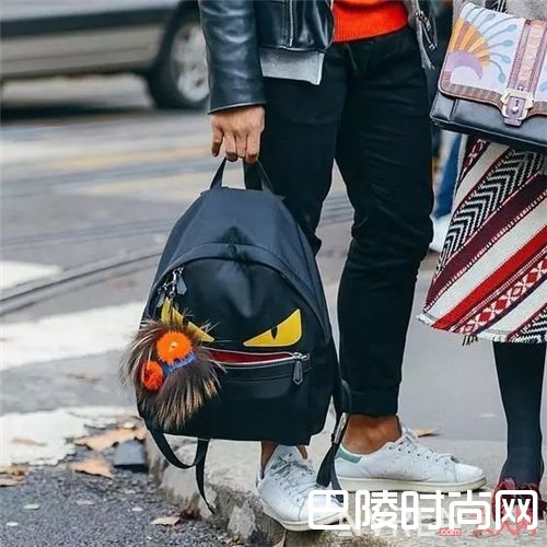 Fendi双肩包_今年最值得入手的10款双肩书包!真的很流行啊!