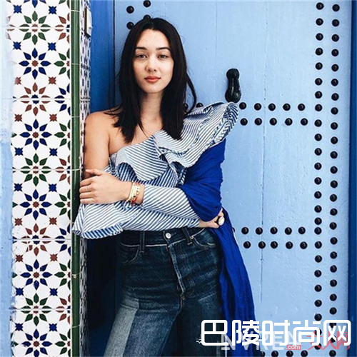 宽厚肩膀介绍_除了浪漫，荷叶边还能解决身材问题