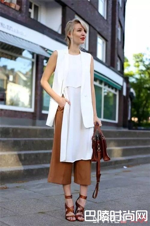 棕色+白色介绍_这个夏天的时髦从配色开始