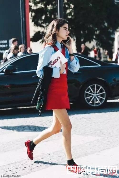 红色+蓝色介绍_这个夏天的时髦从配色开始 