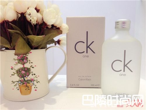 CK one 中性香水简介_夏日炎炎，这8款清新「男香」能点缀你的个人魅力吗？