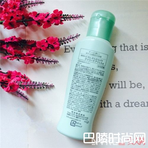 妮维雅 水润防晒乳啫喱简介_夏季防晒大作战:来看看全球排名前10的防晒霜，你用过吗？