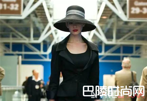 Chanel Pirate介绍_当电影的女主角涂上红唇 我就开始沉沦了