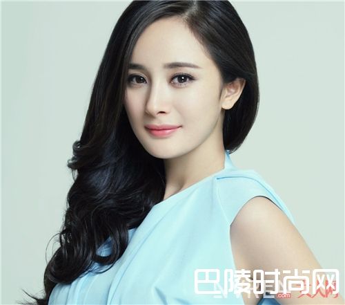 杨幂用什么化妆品？_想和女神一样美？先来看看这些明星都用什么化妆品！