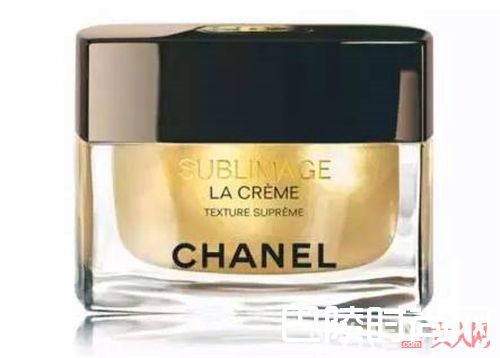 王菲用什么化妆品？_想和女神一样美？先来看看这些明星都用什么化妆品！